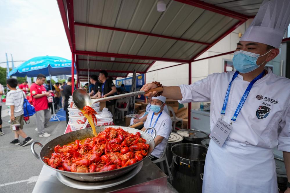 從春到秋 蘇超流量、銷量、能量的三重交響