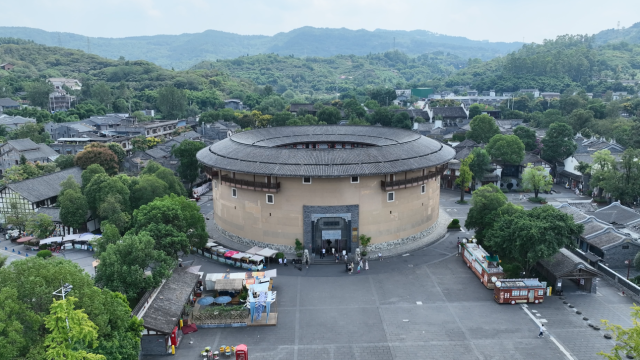 台灣青年探訪成都洛帶古鎮  享客家美食  品客家文化_fororder_08e012b6cd8580efce614d58702bfa8