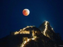 刷屏朋友圈！“元宵紅月”高清大圖來了