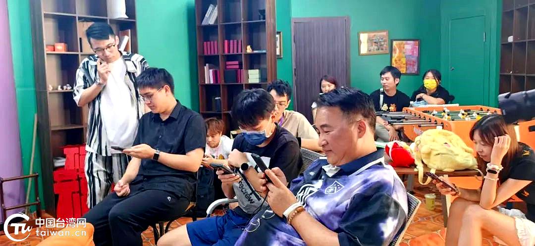 臺青“隨手拍”探訪武漢MCN機構 短視頻創作中碰撞創意火花