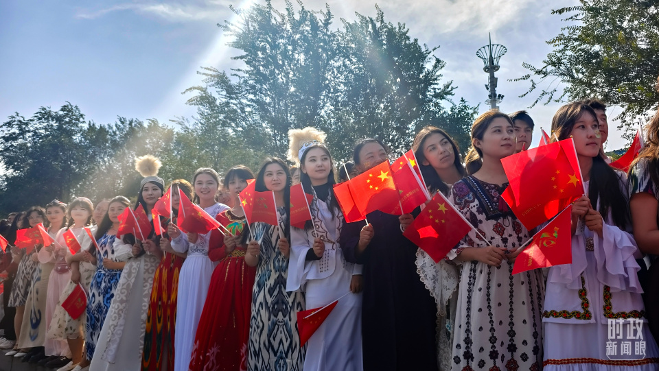 時政新聞眼丨歷史性的新疆之行開啟,傳遞哪些重要信息 時政新聞眼丨歷史性的新疆之行開啟,傳遞哪些重要信息