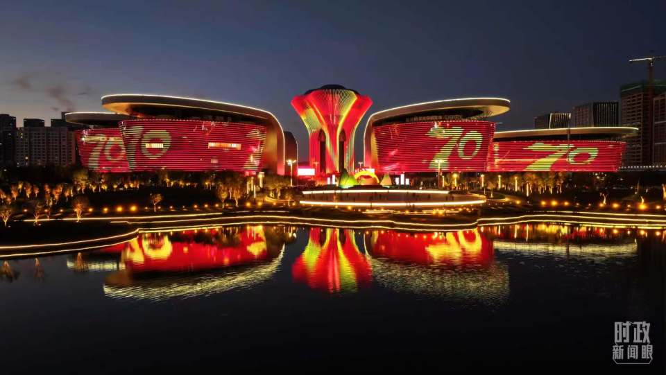 時政新聞眼丨歷史性的新疆之行開啟,傳遞哪些重要信息 時政新聞眼丨歷史性的新疆之行開啟,傳遞哪些重要信息