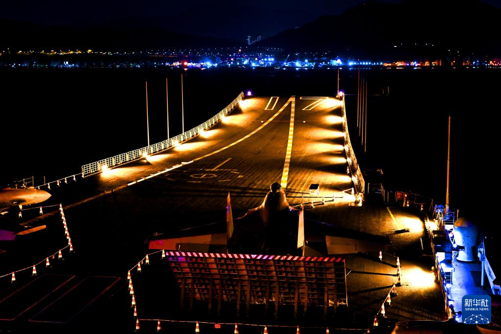 記者手記：夜泊維多利亞灣