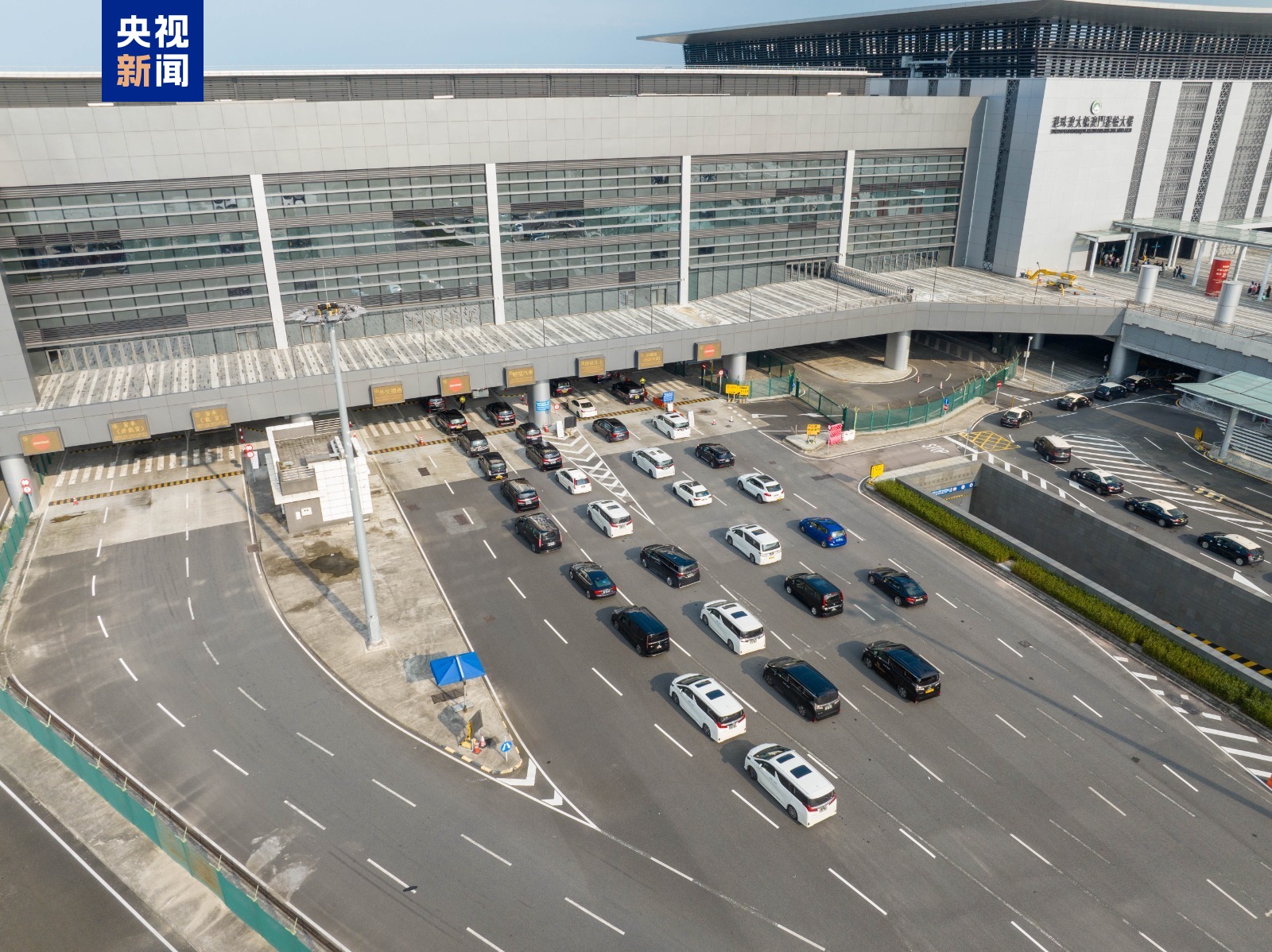 港珠澳大橋澳門口岸達成千萬通關量 較去年提前13天