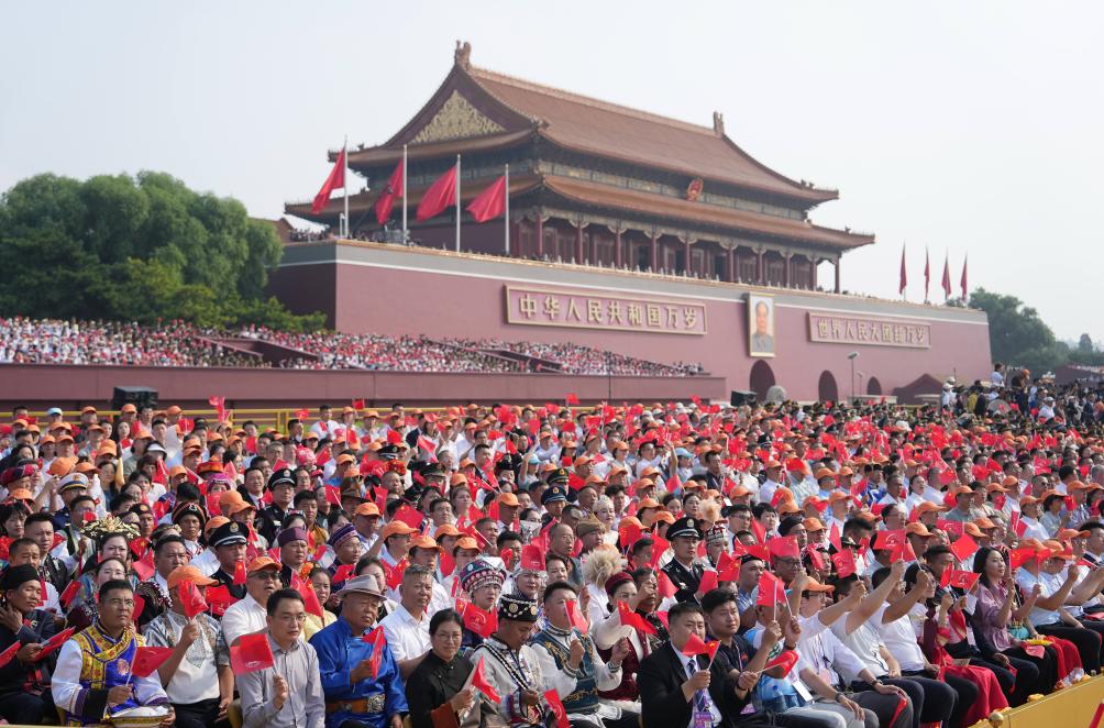 紀念同仇敵愾的昨天，共創民族復興的明天——記港澳臺同胞參加紀念中國人民抗日戰爭暨世界反法西斯戰爭勝利80週年大會