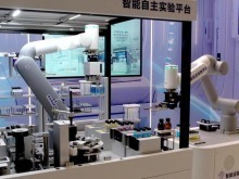 習近平上海行丨聚力大模型 智啟新未來——走進上海“模速空間”大模型創新生態社區
