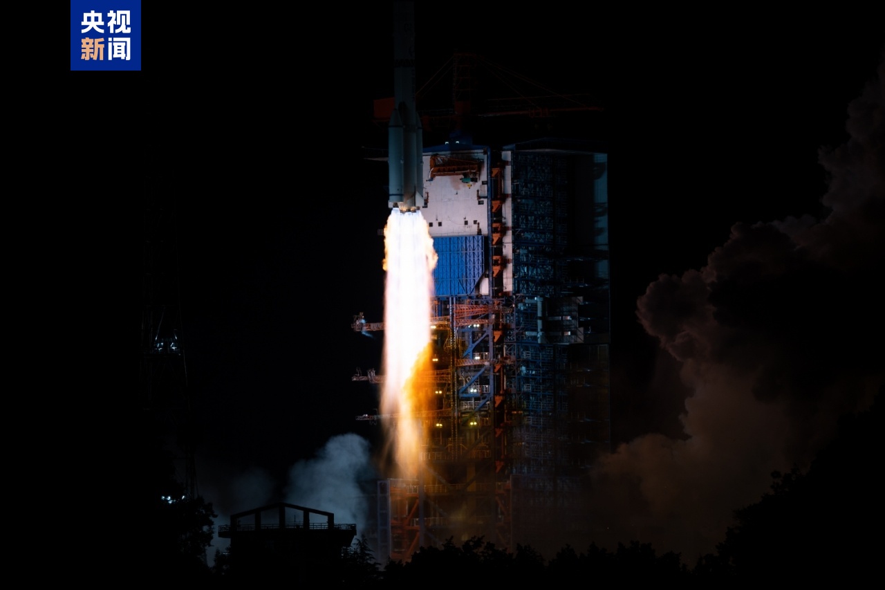 中國成功發射通信技術試驗衛星十九號
