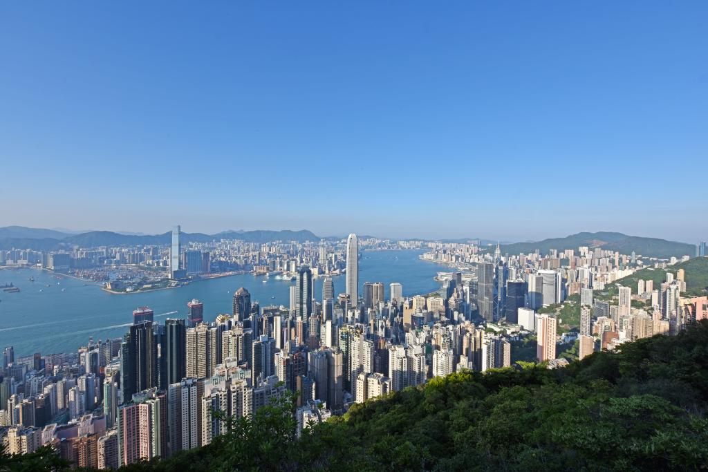 加快邁向由治及興的進程表——新一份施政報告振奮香港社會各界