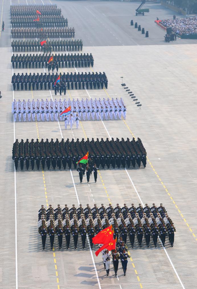紀念同仇敵愾的昨天，共創民族復興的明天——記港澳臺同胞參加紀念中國人民抗日戰爭暨世界反法西斯戰爭勝利80週年大會