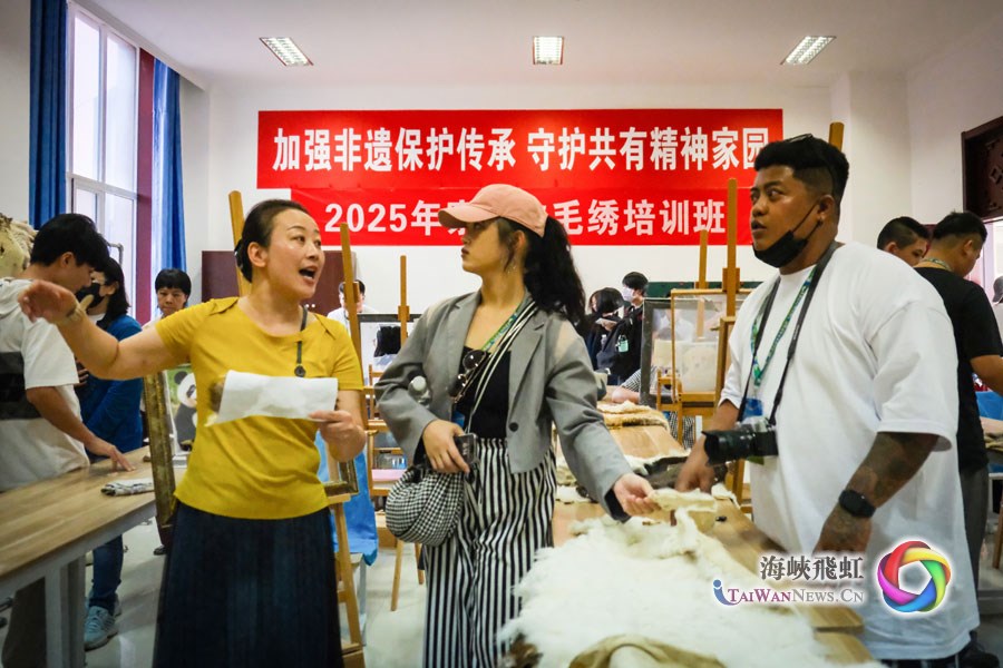 農耕文明與草原文明交融的無窮魅力——“草原之約 青春交響”兩岸青年藝術交流營人文體驗側記_fororder_圖3
