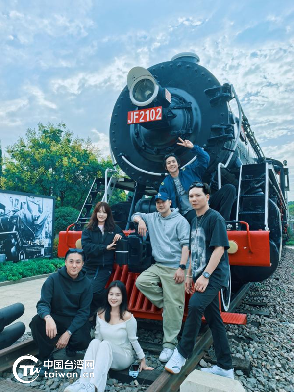 “精彩青島我來了”兩岸媒體青島行 從服裝智造到高鐵裝備 見證大陸硬核實力