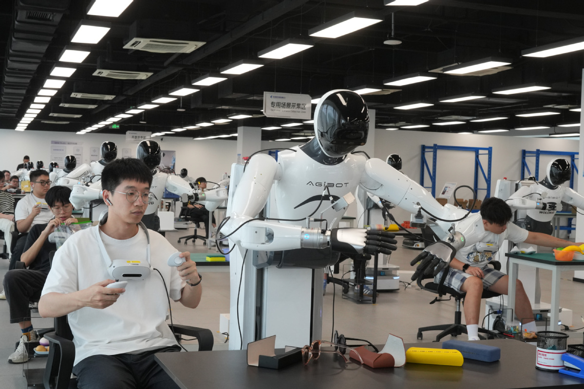 為基本實現社會主義現代化奠定更加堅實的基礎——《中共中央關於制定國民經濟和社會發展第十五個五年規劃的建議》誕生記