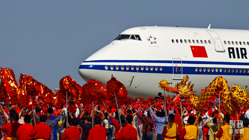 時政新聞眼丨歷史性的新疆之行開啟,傳遞哪些重要信息 時政新聞眼丨歷史性的新疆之行開啟,傳遞哪些重要信息