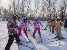 冰雪為箋書情誼，青春作舟夢啟航