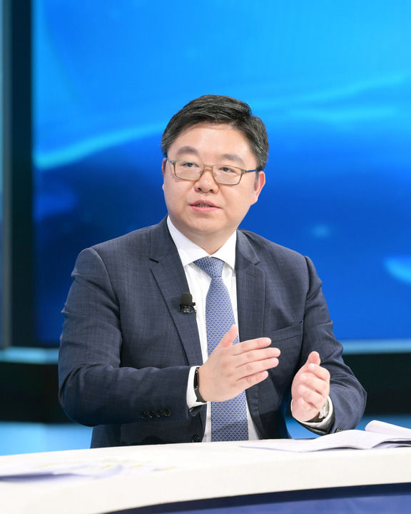讓民營企業在廣闊前景中大顯身手——“中國經濟圓桌會”共話民營企業新發展