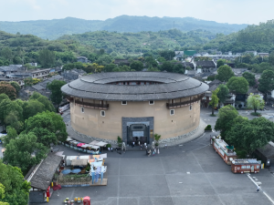 台灣青年探訪成都洛帶古鎮  享客家美食  品客家文化