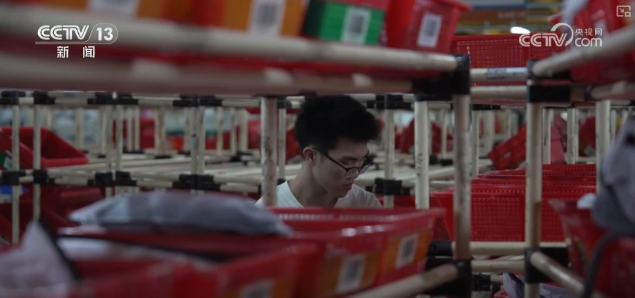 手握主動權破浪前行 從生産車間到貿易港口看中國外貿人底氣