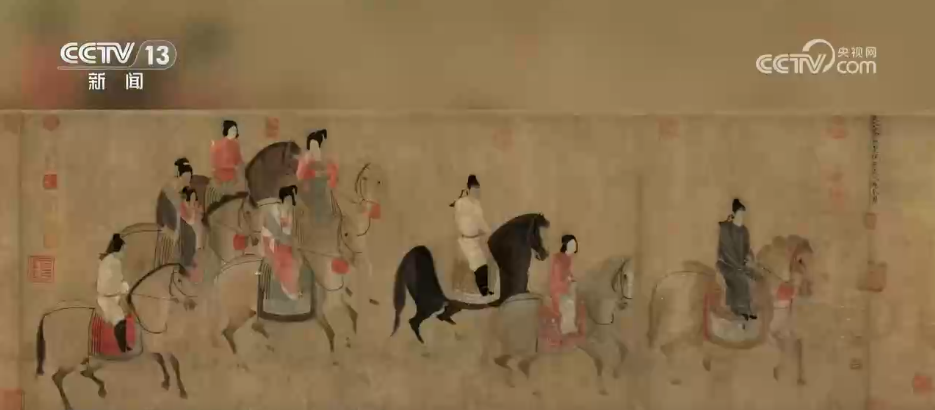 綰青絲著唐裝、走進書中美景……傳統文化生動“破圈”撬動消費澎湃活力 綰青絲著唐裝、走進書中美景……傳統文化生動“破圈”撬動消費澎湃活力