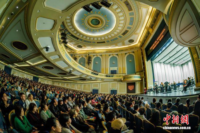 鈴木雅明與日本巴赫古樂團亮相上海 演繹巴赫“寶藏作品” 鈴木雅明與日本巴赫古樂團亮相上海 演繹巴赫“寶藏作品”