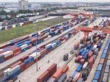 今年青島上合示範區中歐班列線路貨品實現“雙突破”