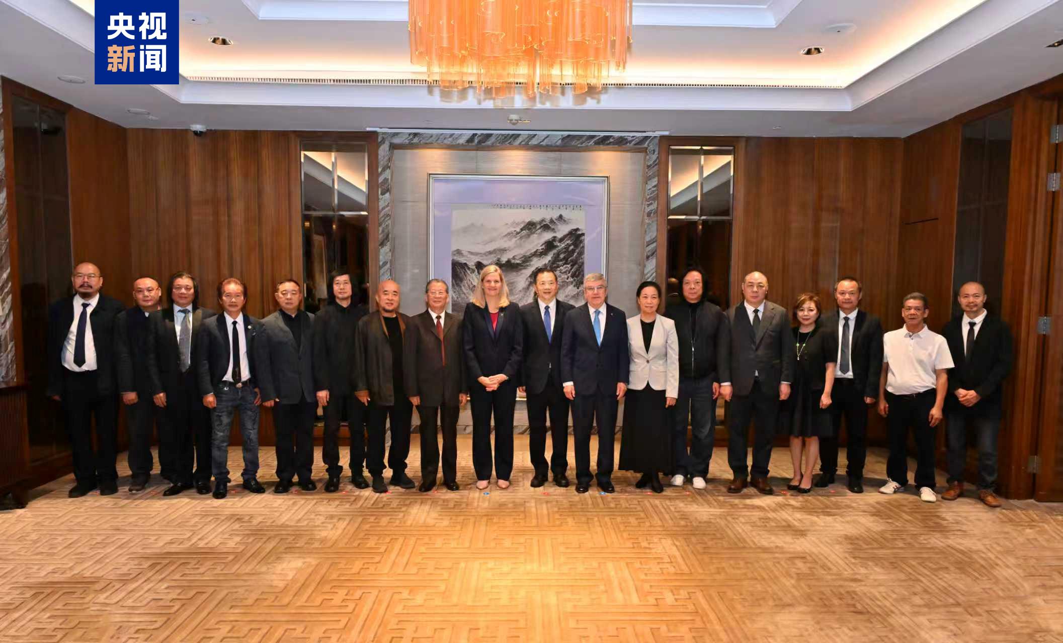 簽約！中央廣播電視總臺與國際奧會達成2026—2032年奧運會版權長款協議 總臺2026年米蘭冬奧會報道標識發佈