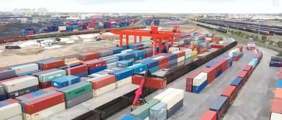 中歐班列密集開行助推“落地經濟” 激活周邊地區發展新動能