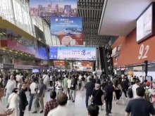廣交會上“買買買”不停 “老闆傳送帶”10秒確定眼神