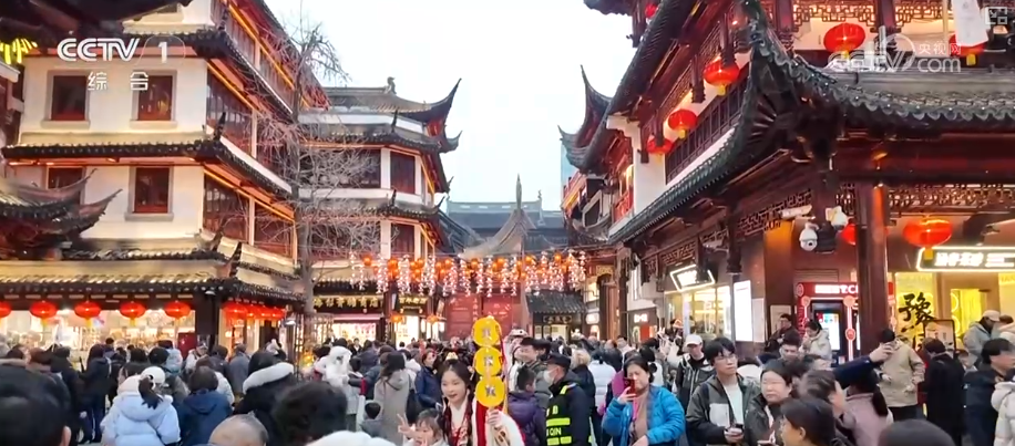 傳統民俗鬧元宵、多彩非遺慶團圓 古韻國風洋溢馬年新春裝點節日中國