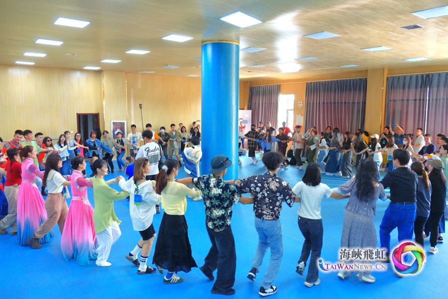 “草原之約 青春交響”兩岸青年藝術交流營在內蒙古自治區烏蘭察布市開營_fororder_圖2