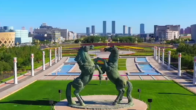 搶先看｜尋跡內蒙古：台灣網紅邂逅鄂爾多斯婚禮 感受草原文化之美_fororder_81b1a475d16dfa09636d71a8c7413fec