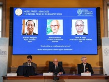 三名科學家因金屬有機框架研究獲2025年諾貝爾化學獎