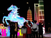 “元宵節，我眼裏看的是燈，心裏讀到的卻是兩岸同胞的血脈相連”