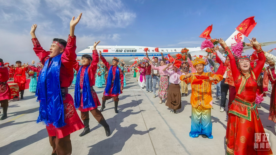 時政新聞眼丨歷史性的新疆之行開啟,傳遞哪些重要信息 時政新聞眼丨歷史性的新疆之行開啟,傳遞哪些重要信息