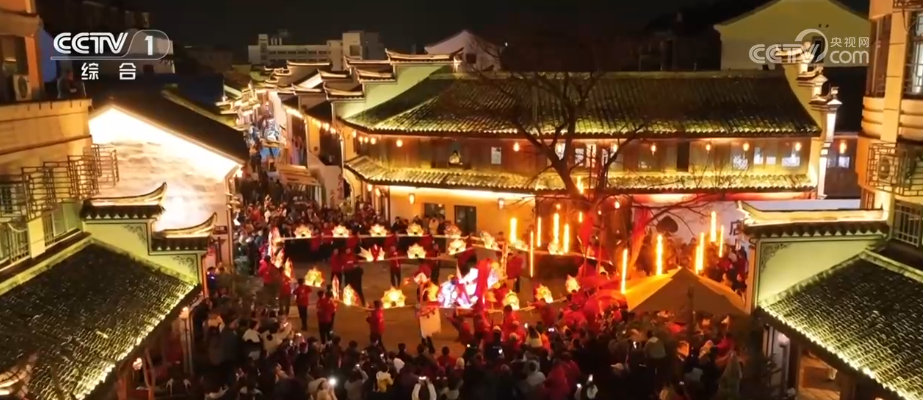 傳統民俗鬧元宵、多彩非遺慶團圓 古韻國風洋溢馬年新春裝點節日中國