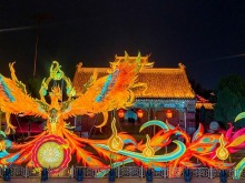 唐風演出、手作體驗 沉浸式花燈遊變身文旅消費新熱點 唐風演出、手作體驗 沉浸式花燈遊變身文旅消費新熱點