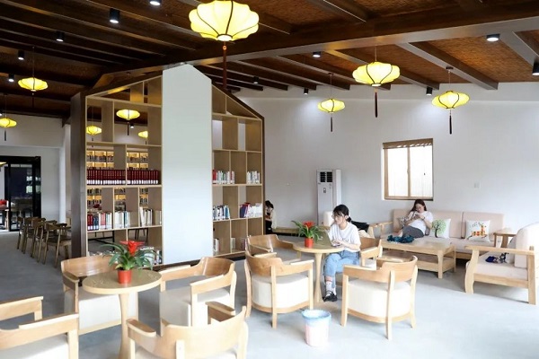 共建共享 “秋白書苑”從”城市閱讀圈”走向“全域書香”