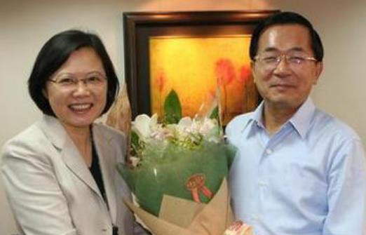 台灣網紅“芒果幹”：炒熱“台獨”選情，冰凍台灣行情