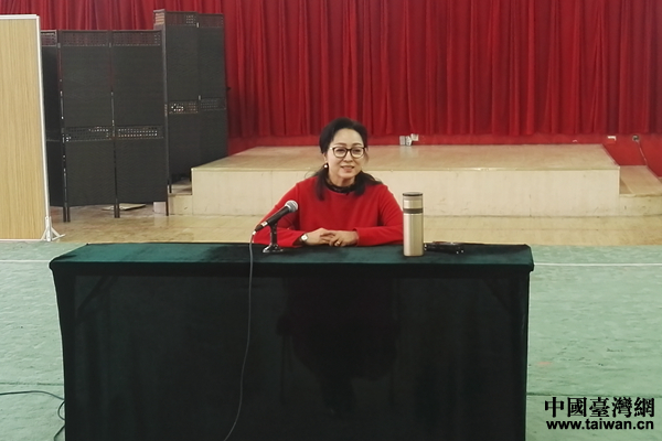 敢教日月換新天——兩岸記者探訪北京40年的變革與成就