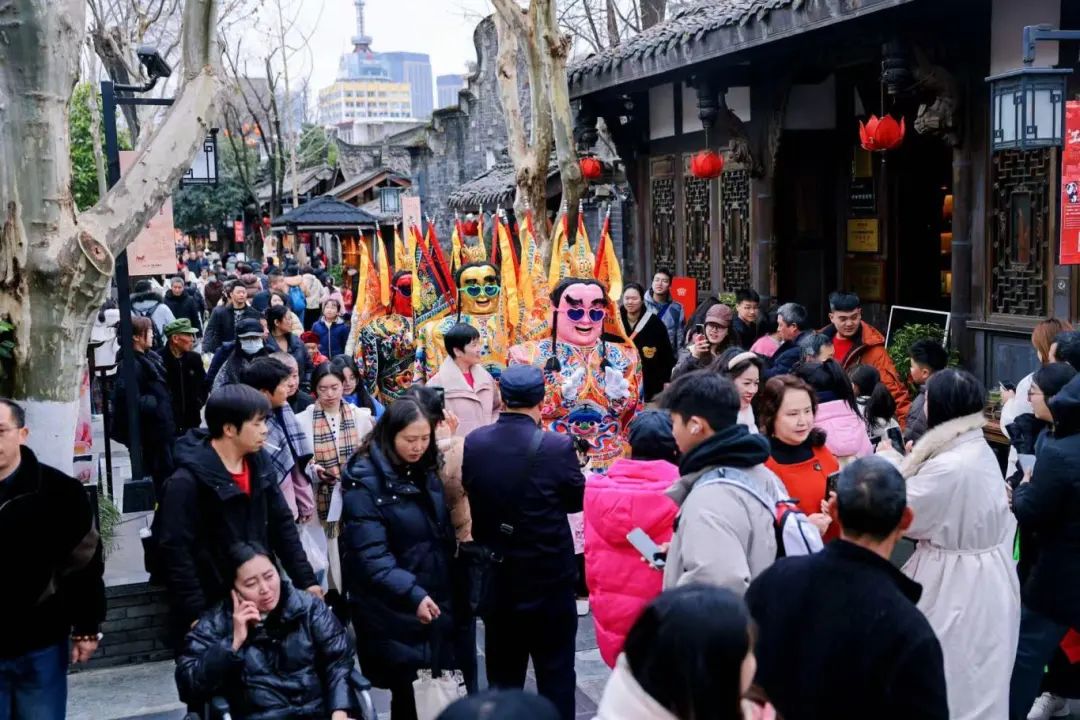 第三屆“致敬青春·逐夢天府”港澳臺青年文化嘉年華在成都舉辦