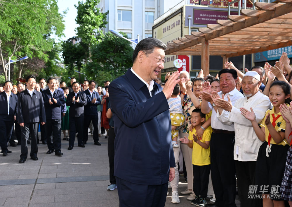 習近平在寧夏考察調研