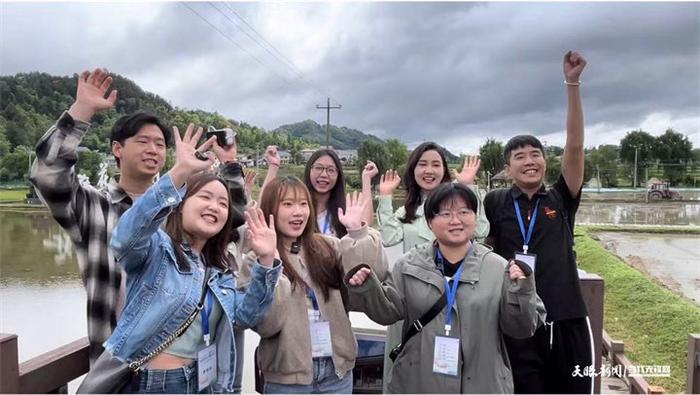 雙“花”遙映，同根並蒂！台灣青年在花茂村找到了鄉愁