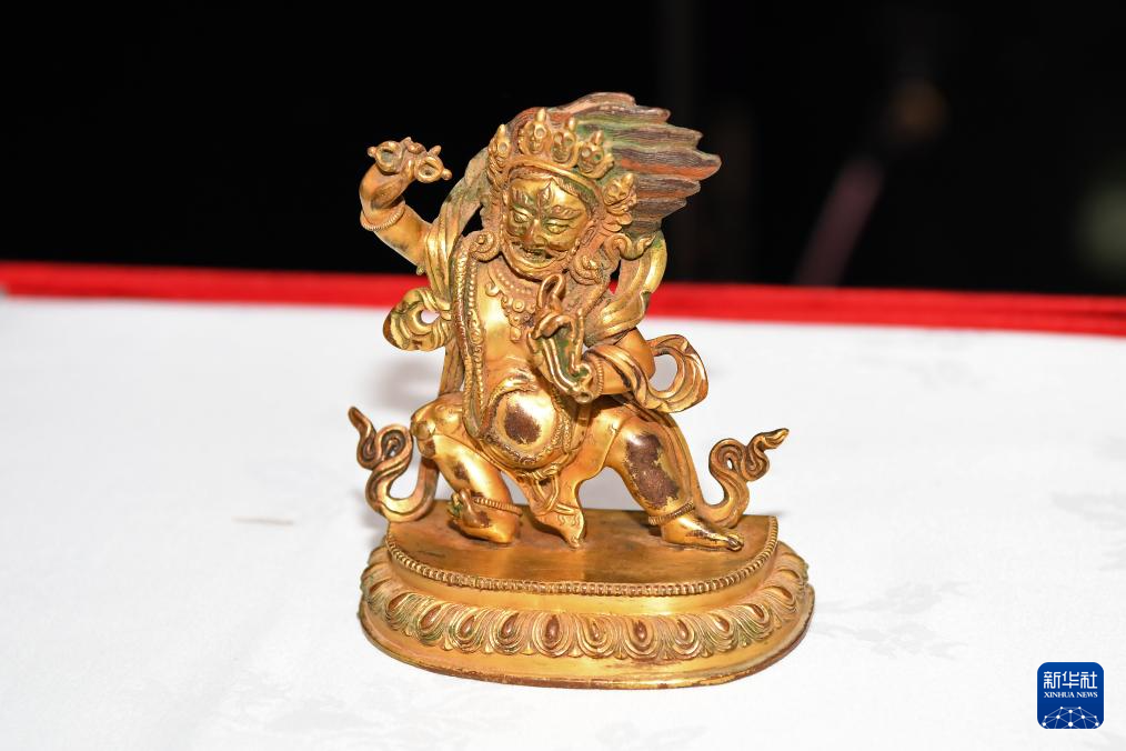 中方在紐約接收美方返還的38件中國流失文物藝術品