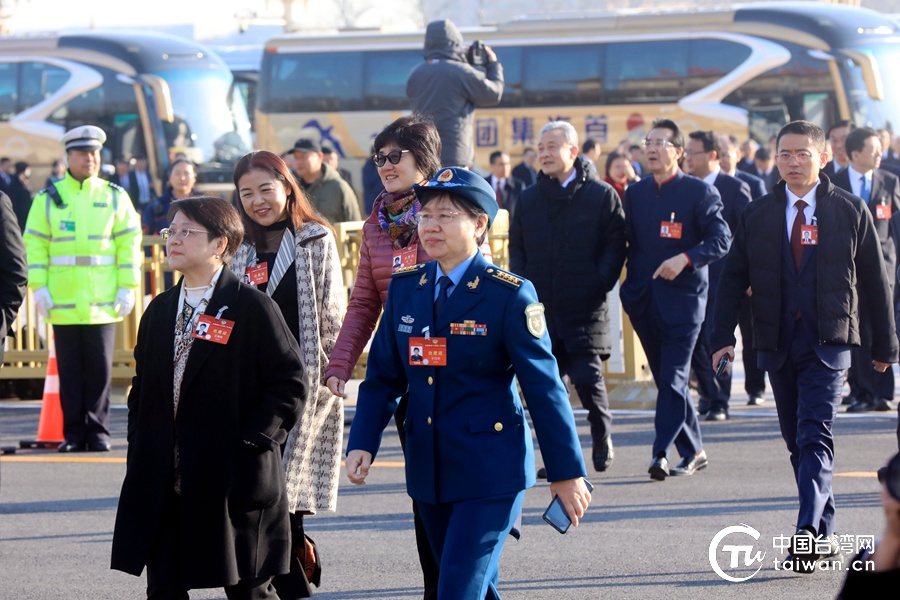 組圖丨全國政協十四屆二次會議舉行第三次全體會議