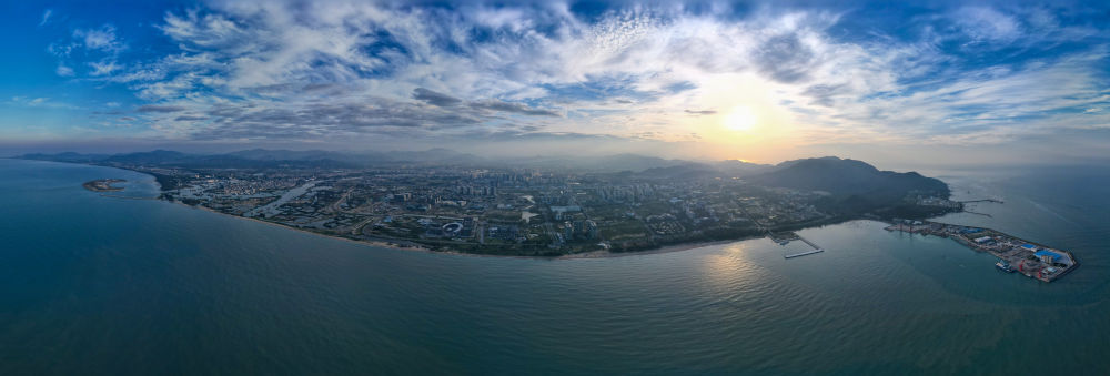 當最炫民族風吹到三亞，看天涯海角活力涌動