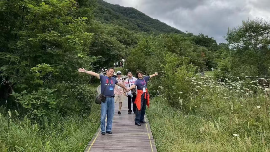 有朋自台灣來 不亦樂乎 兩岸同胞共赴神農架探尋文化與自然之美