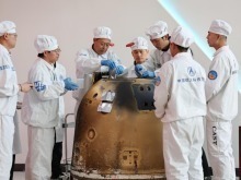 嫦娥六號返回器開艙活動在京舉行