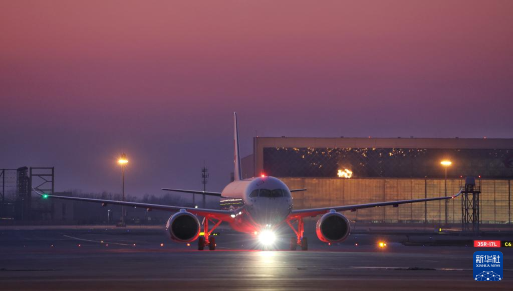 C919京滬航“飛起來” 大國重器“新遠航”