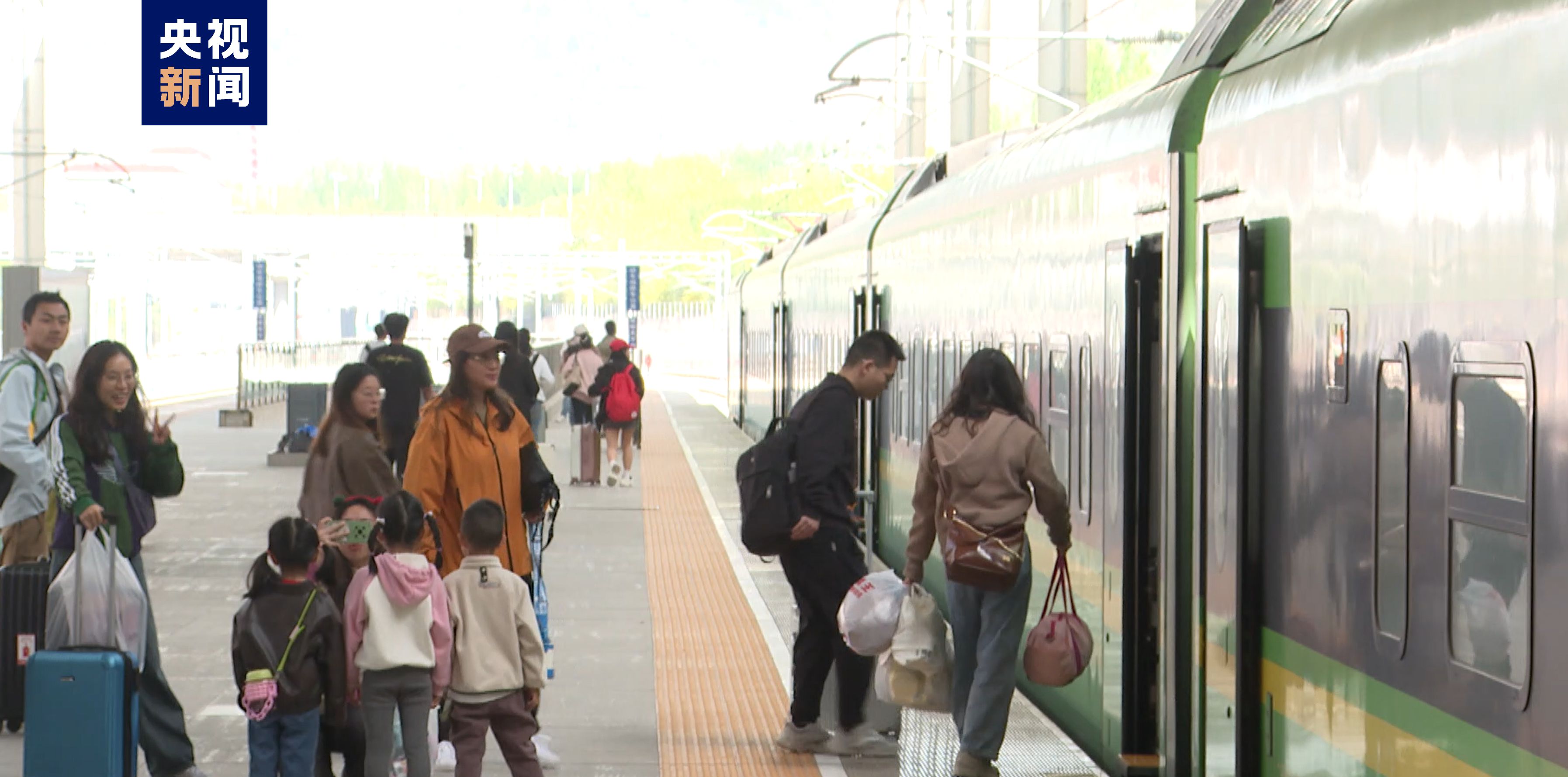 青藏鐵路西格段通車40週年 累計發送旅客突破1.1億人次