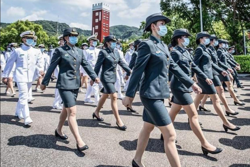 台灣女生距離強制義務役還有多遠？只等賴清德一句話