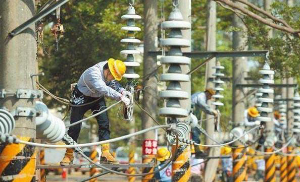 民進黨可以用政策買票，卻無法阻止台灣民眾用腳投票